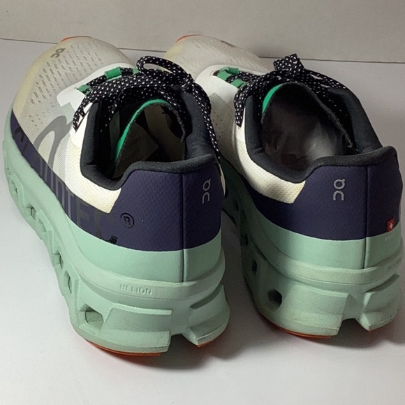 On Running Cloudmonster Shoes Cloudmonster - Picture 4 of 8